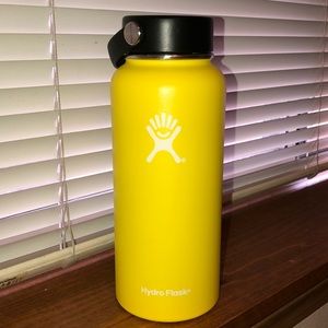 Yellow Hydroflask